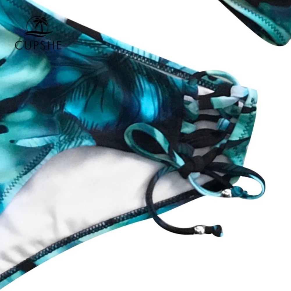 Cupshe | Twist Top Tropical Bikini - Picture 4 of 5
